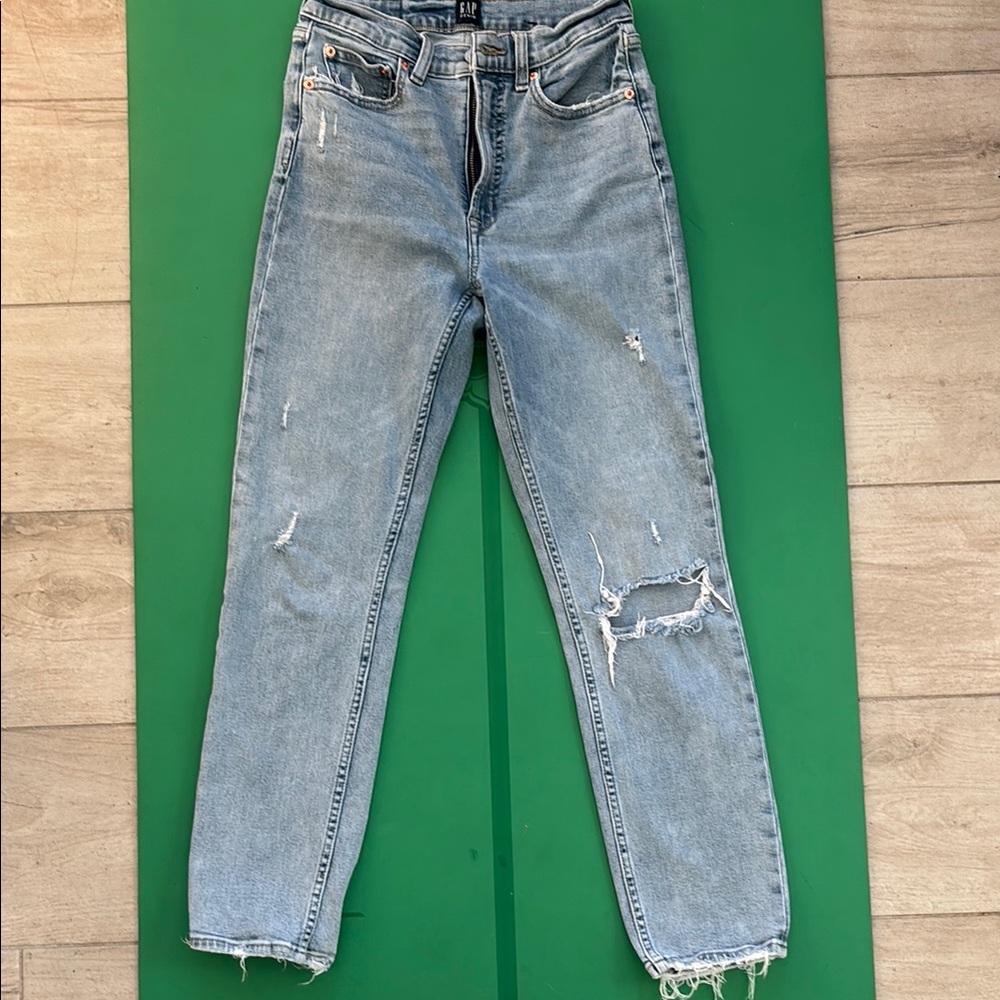 Gap Women's Light Blue Distressed Jeans